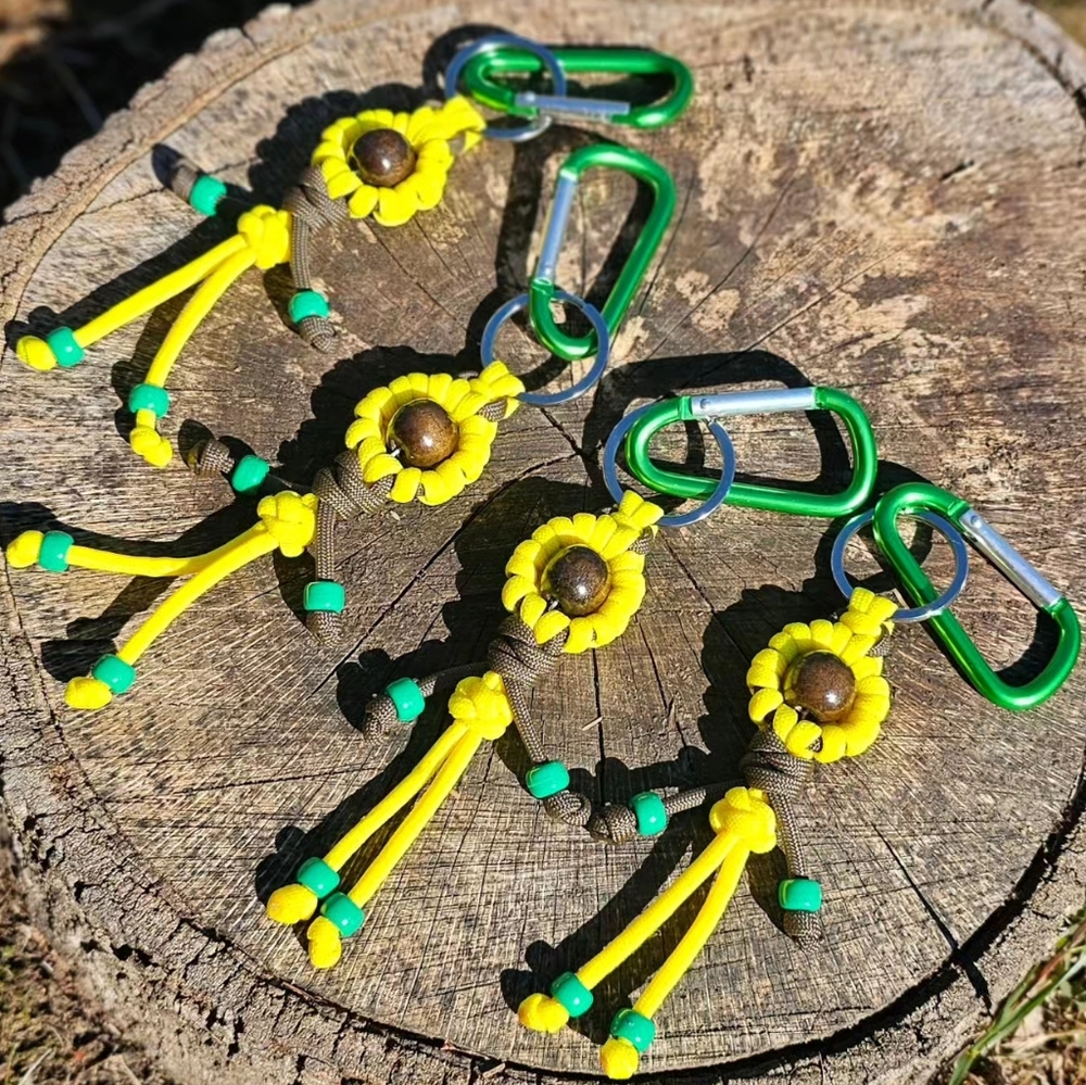 Paracord Yellow and Green Sunflower Buddy Keychain Handmade 7 inches tall Women